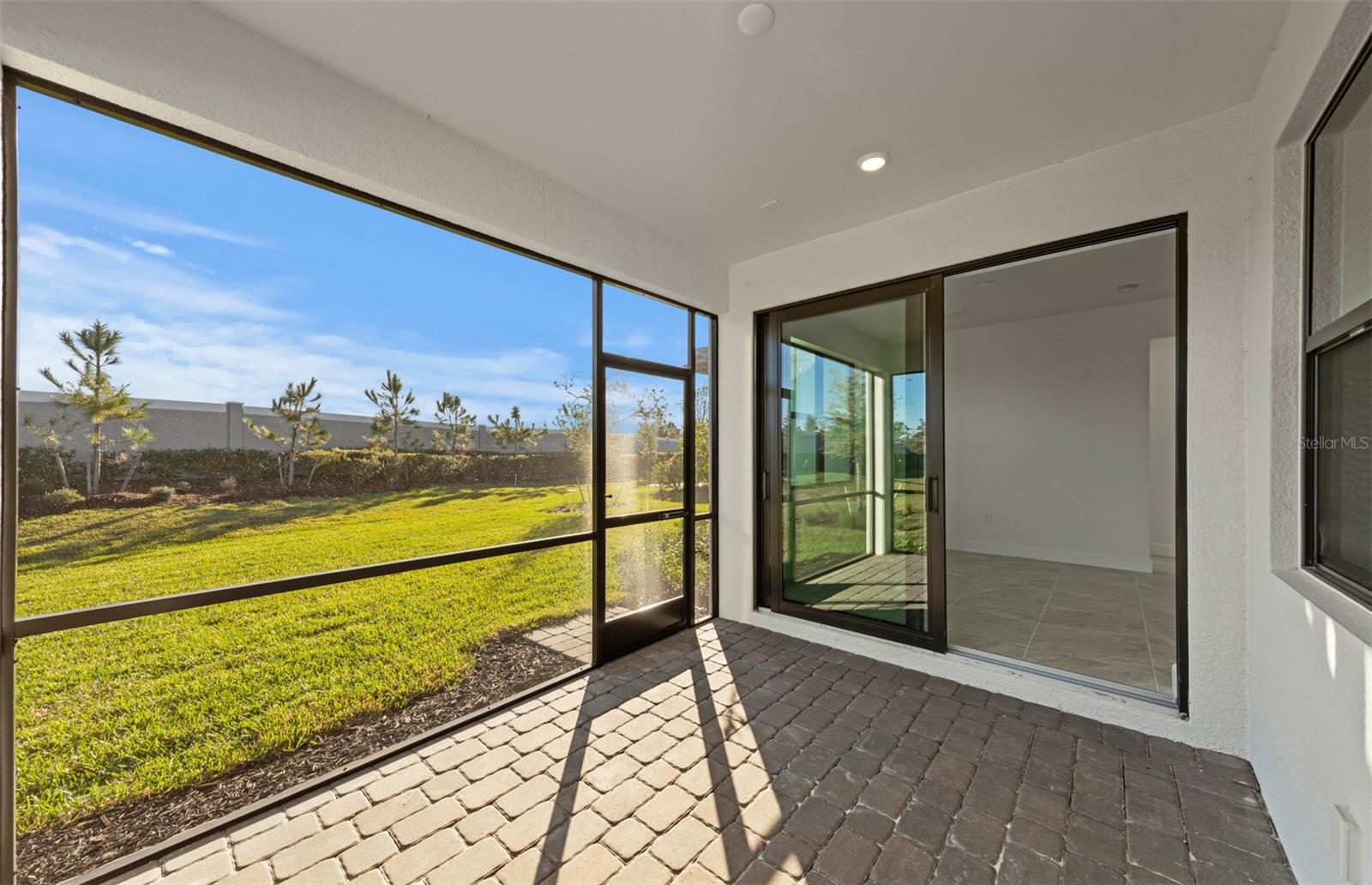 ARBOR OAKS AT THE WOODLANDS - Residential