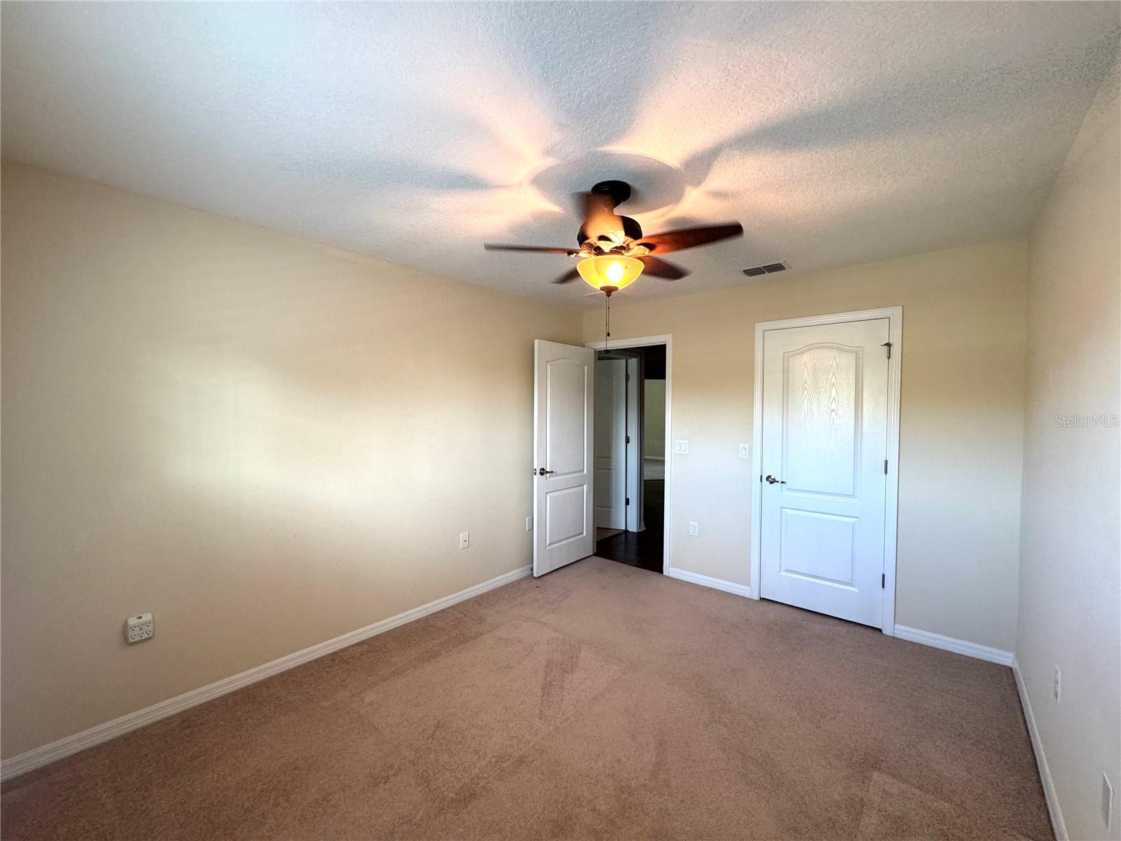 RIVER OAKS RESERVE PH 2 - Residential Lease