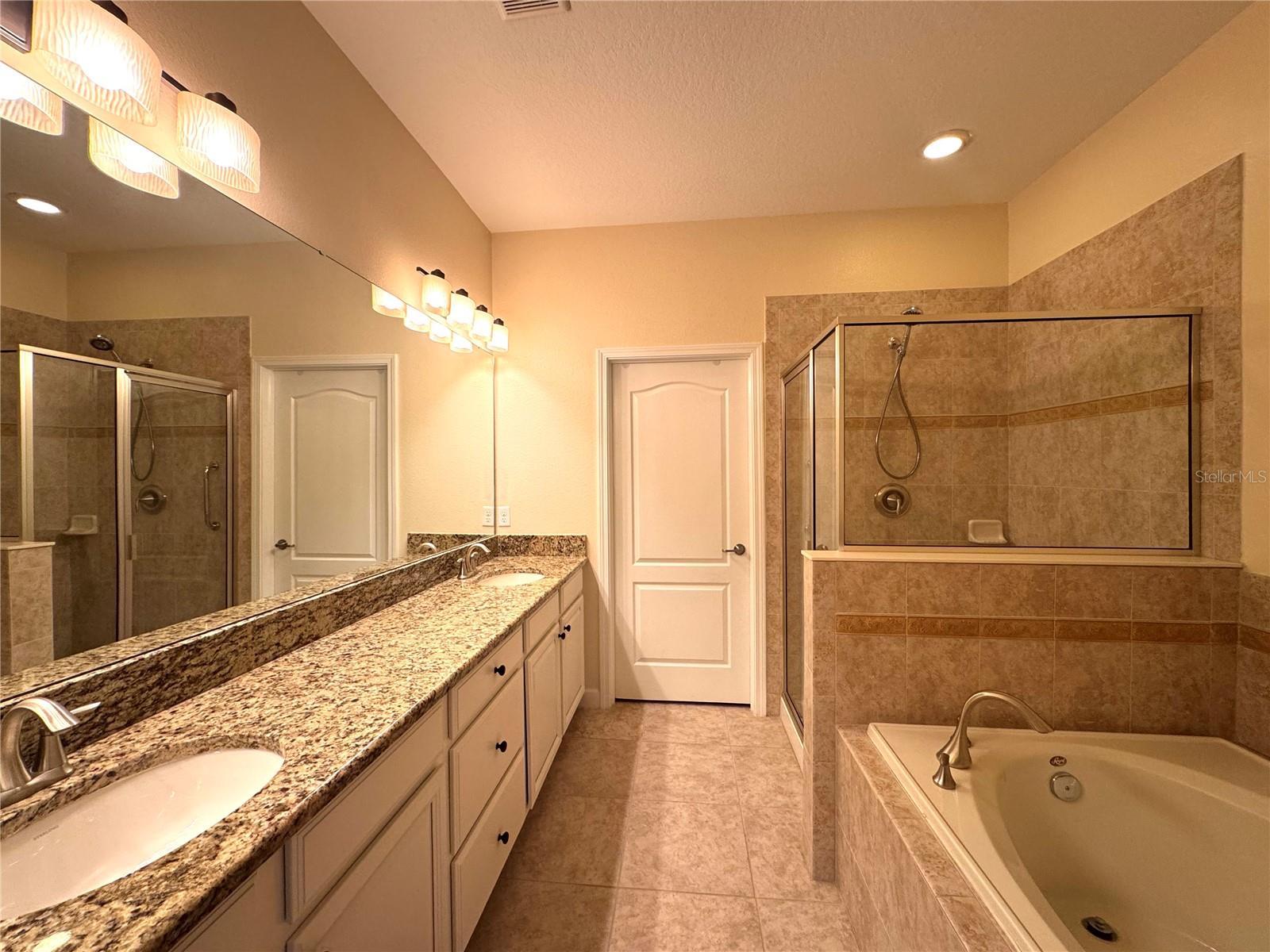 RIVER OAKS RESERVE PH 2 - Residential Lease