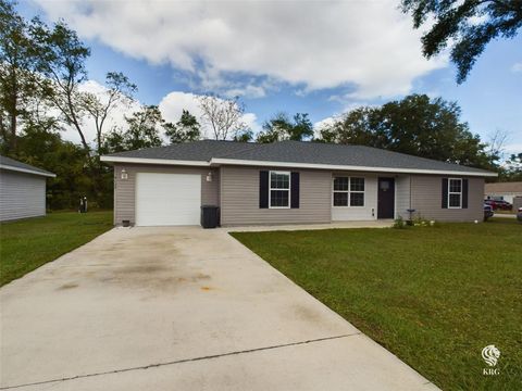 A home in SUMMERFIELD