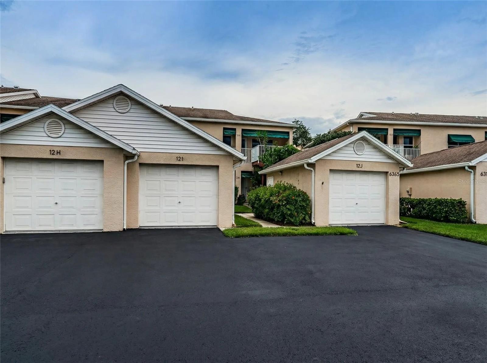 SHORES OF LONG BAYOU CONDO - Residential