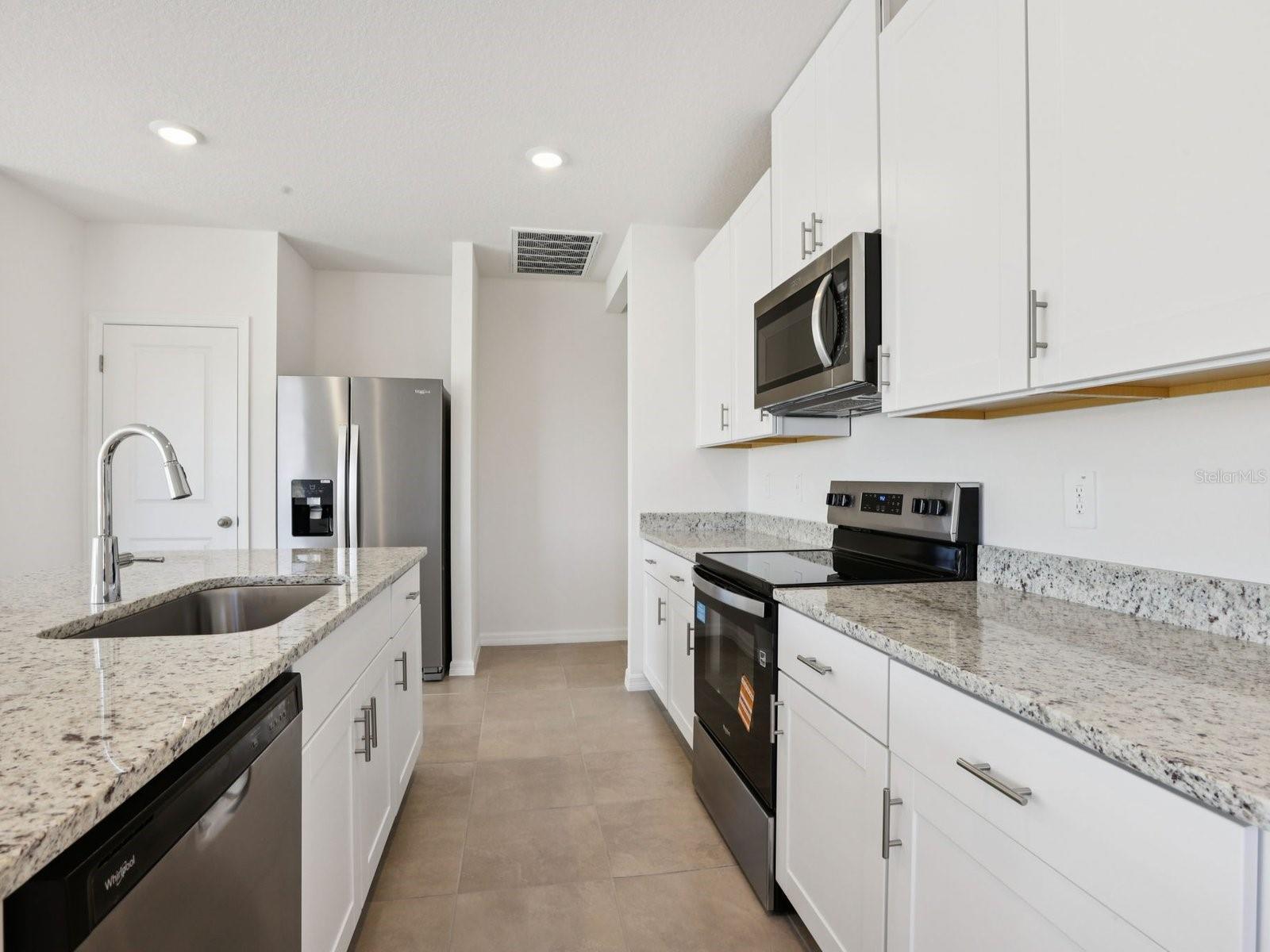 BENTON HILLS - Residential