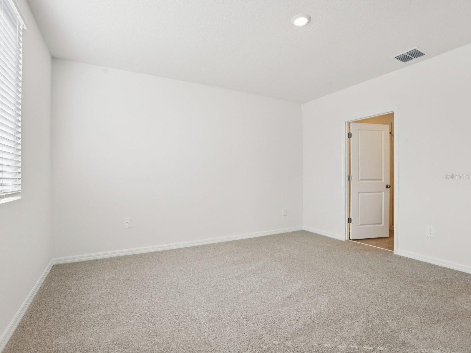 BENTON HILLS - Residential