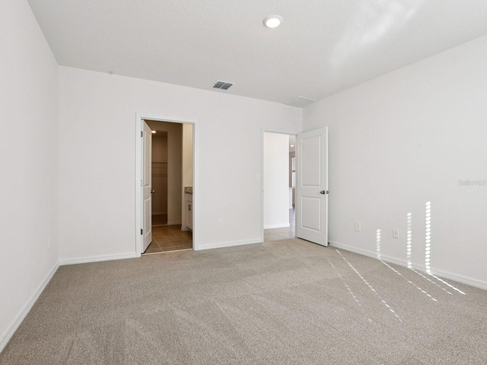 BENTON HILLS - Residential
