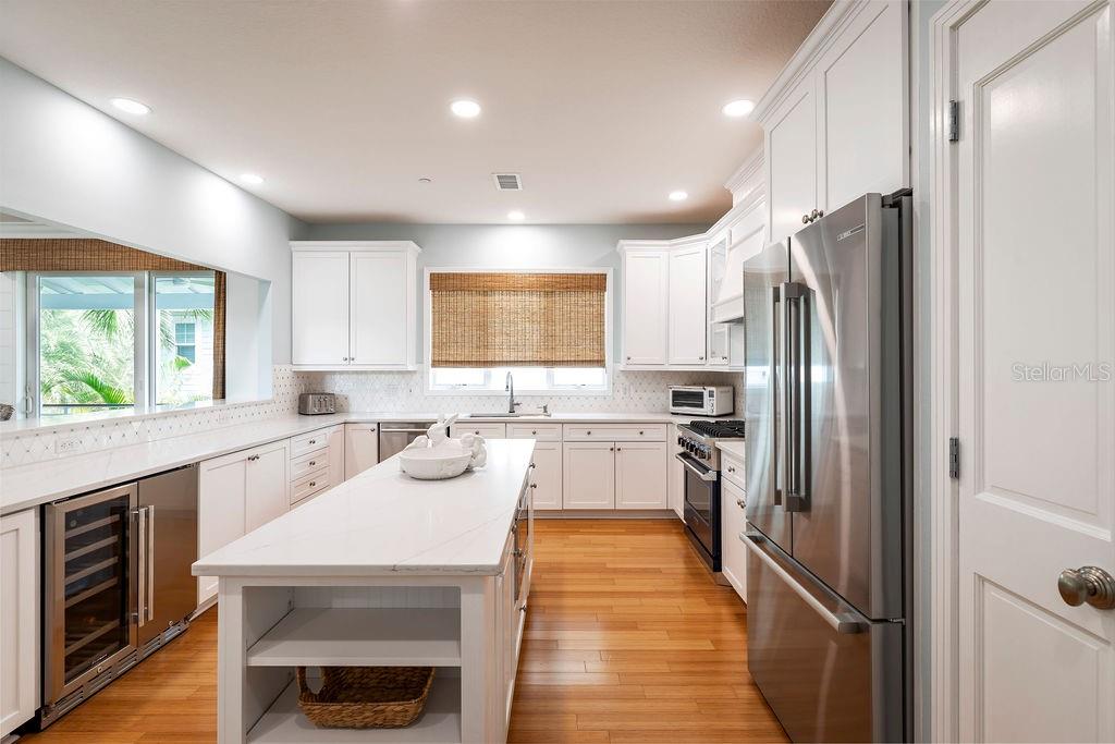 CONRAD BEACH - Residential