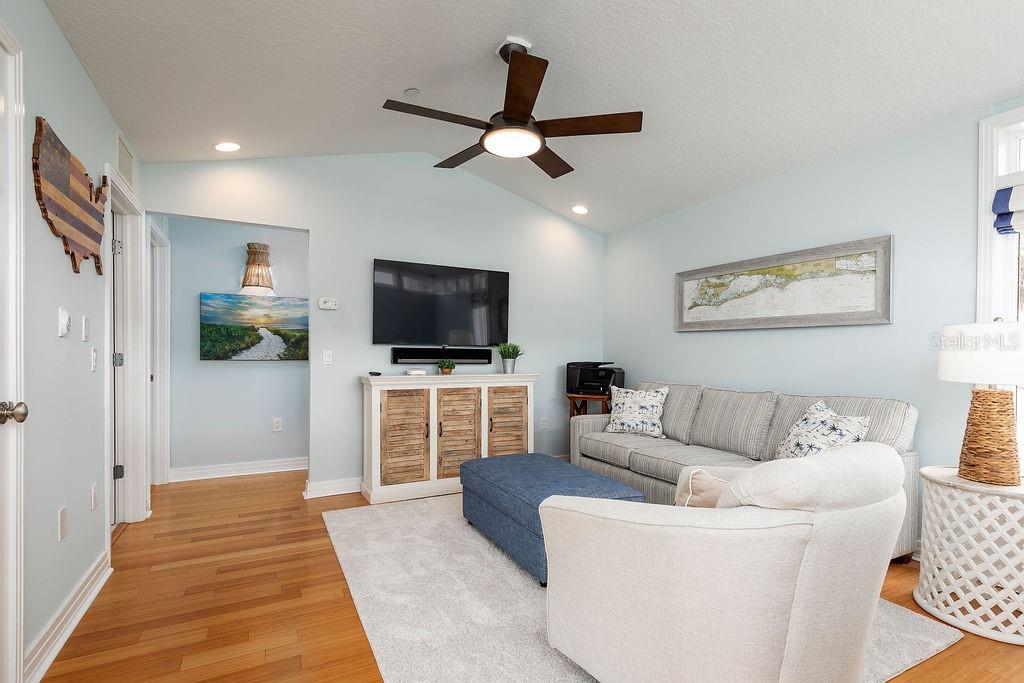 CONRAD BEACH - Residential