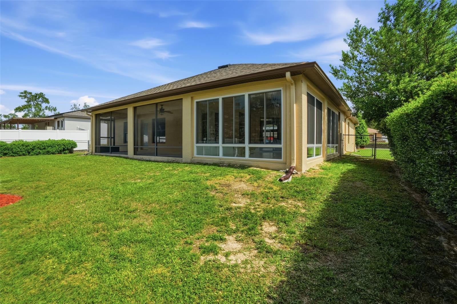 SPRING HILL - Residential