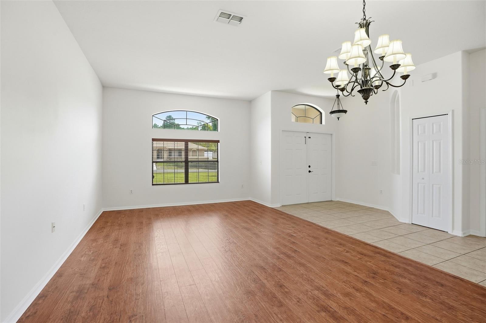 SPRING HILL - Residential