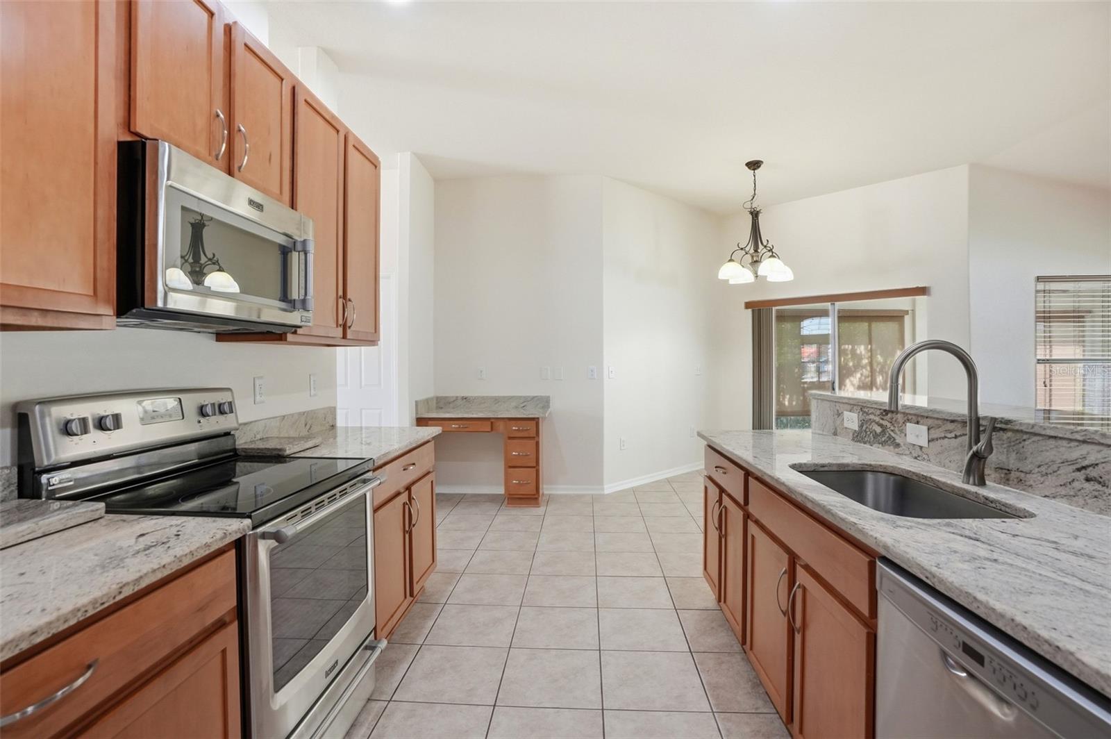 SPRING HILL - Residential