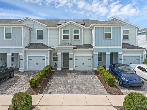 Photo of 4708 Tribute Trail, Kissimmee, FL 34746 (MLS # O6339091)