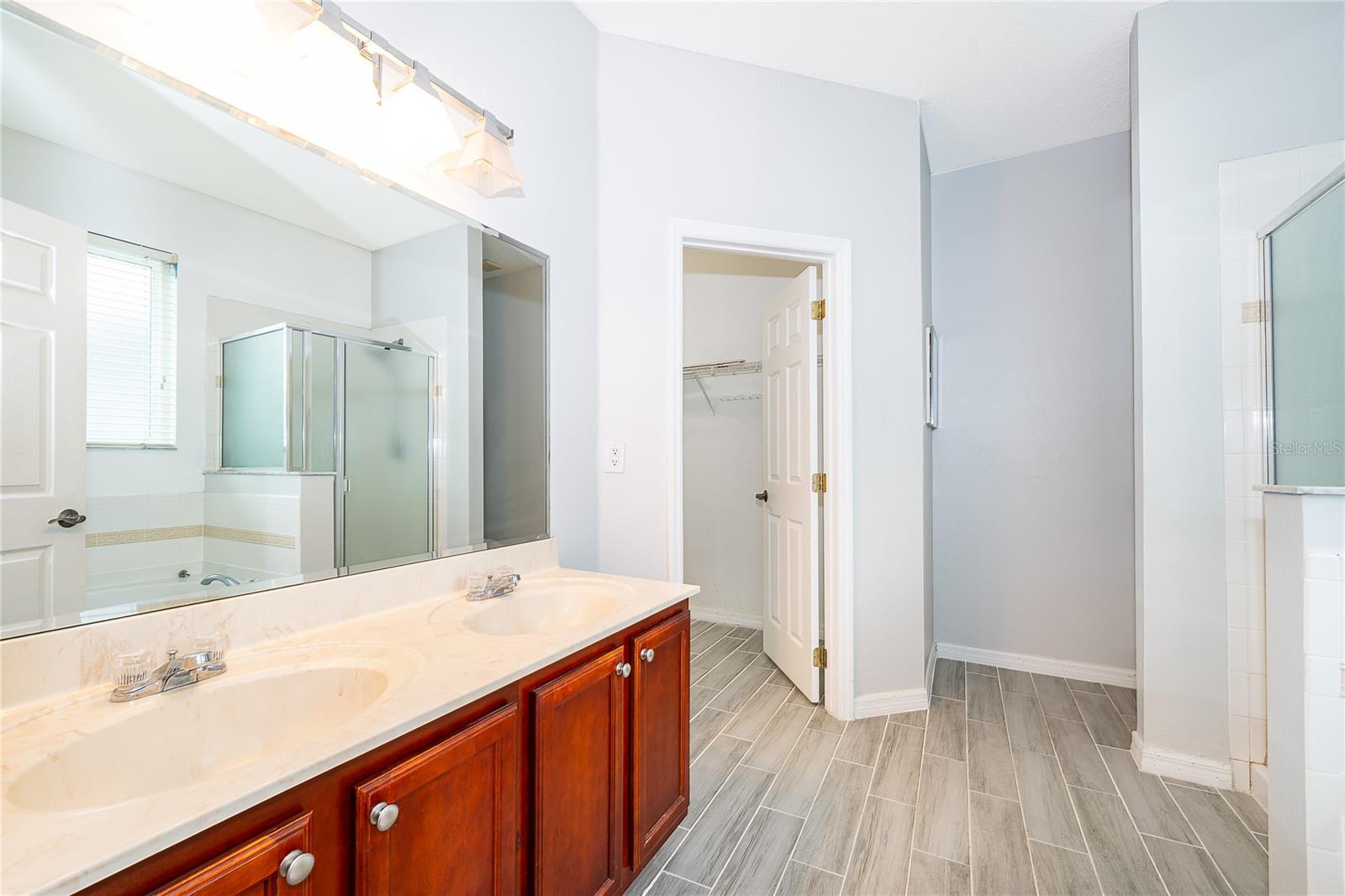 AVALON PARK VILLAGE 05 51 58 - Residential