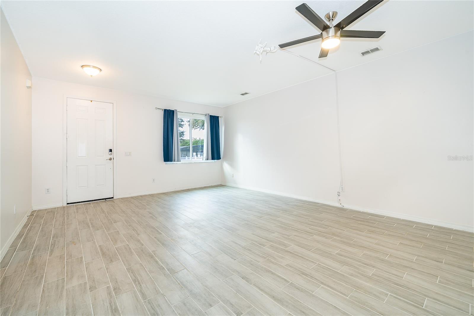 AVALON PARK VILLAGE 05 51 58 - Residential