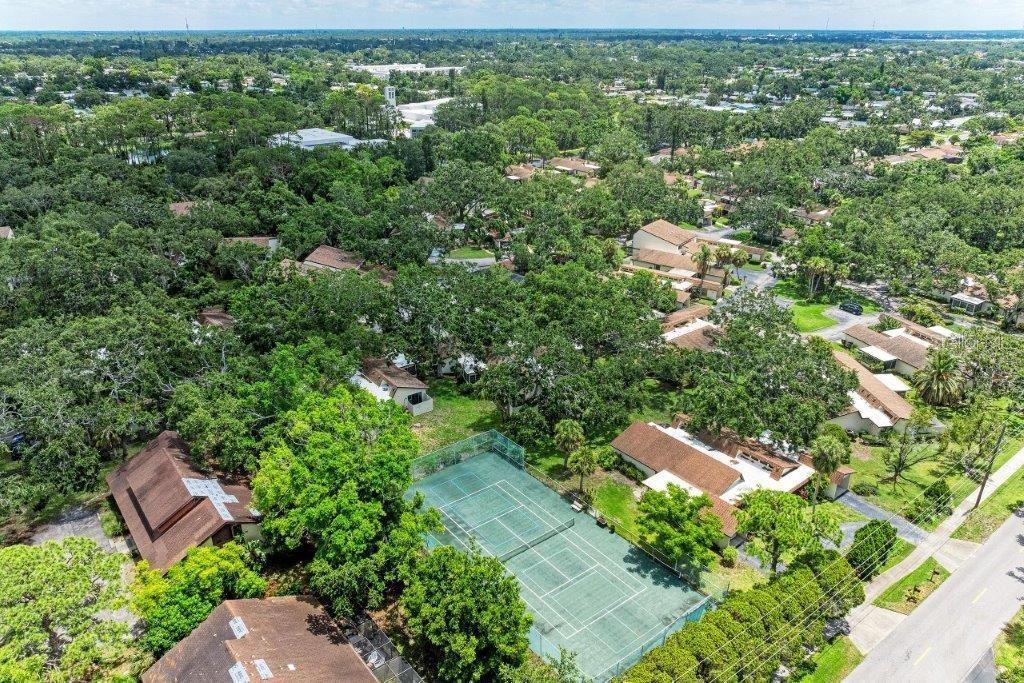 WOODSIDE VILLAGE EAST - Residential