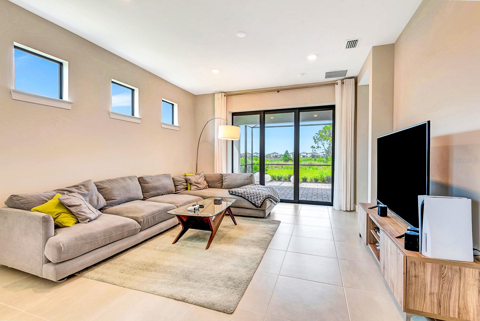 TALON PRESERVE PH 5A - Residential Lease