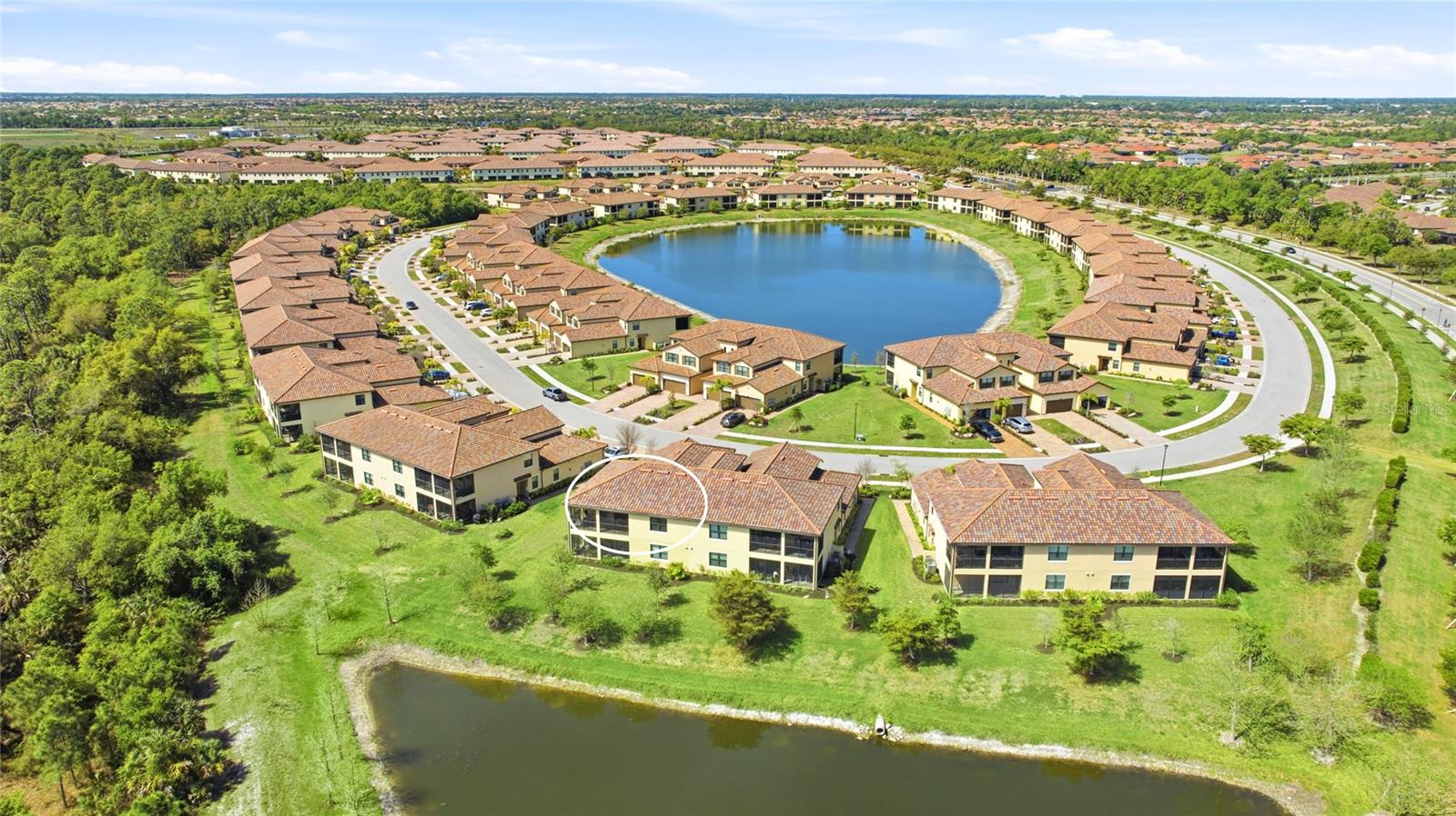 GRAN PARADISO, COACH HOMES IV AT - Residential