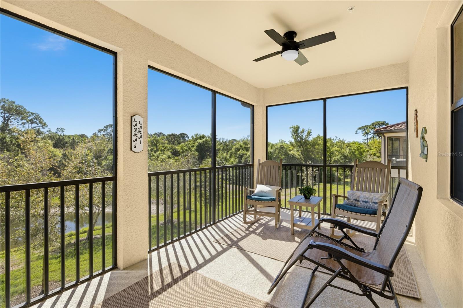 GRAN PARADISO, COACH HOMES IV AT - Residential