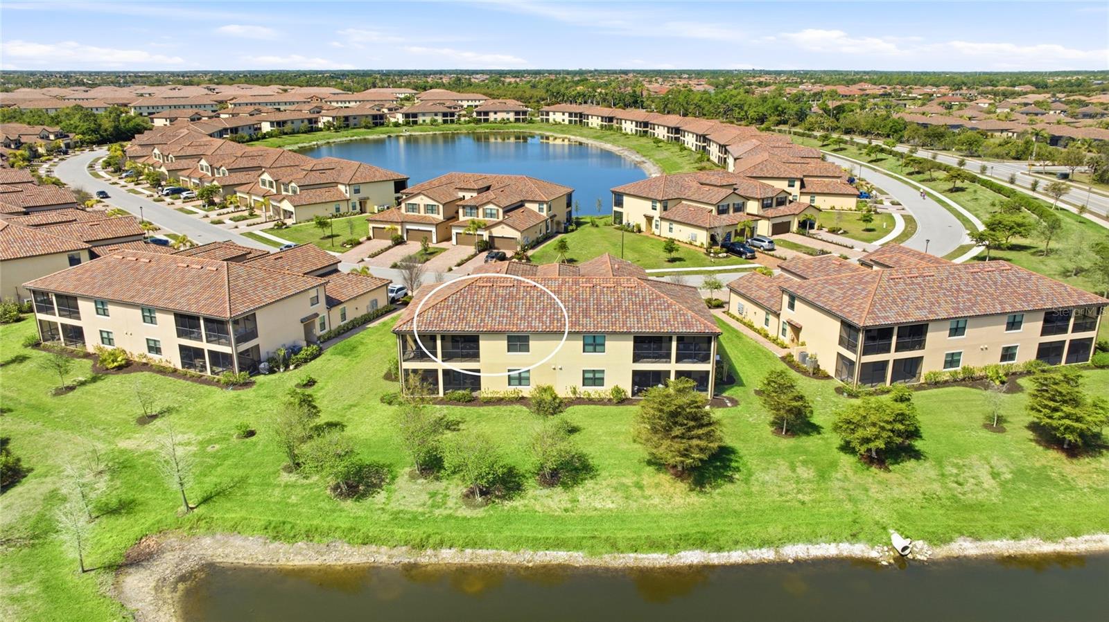 GRAN PARADISO, COACH HOMES IV AT - Residential