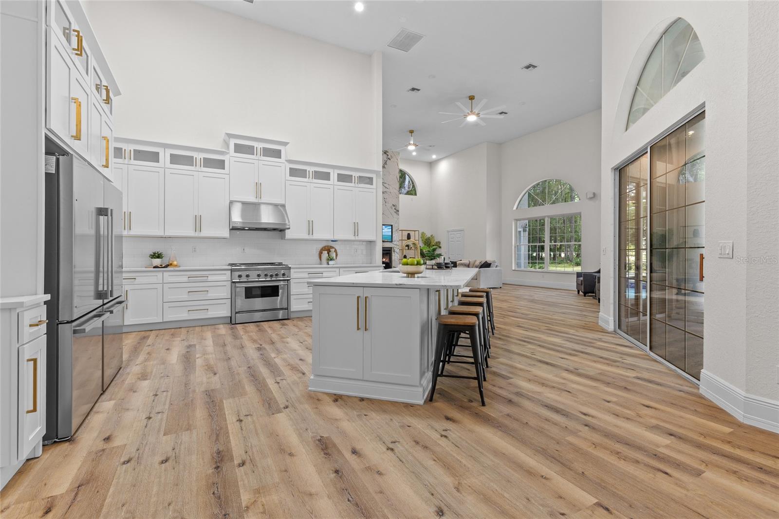 COUNTRY CLUB/OCALA UN 01 - Residential