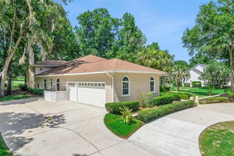 Tiny photo for 6943 SE 12th Circle, Ocala, FL 34480 (MLS # O6400524)