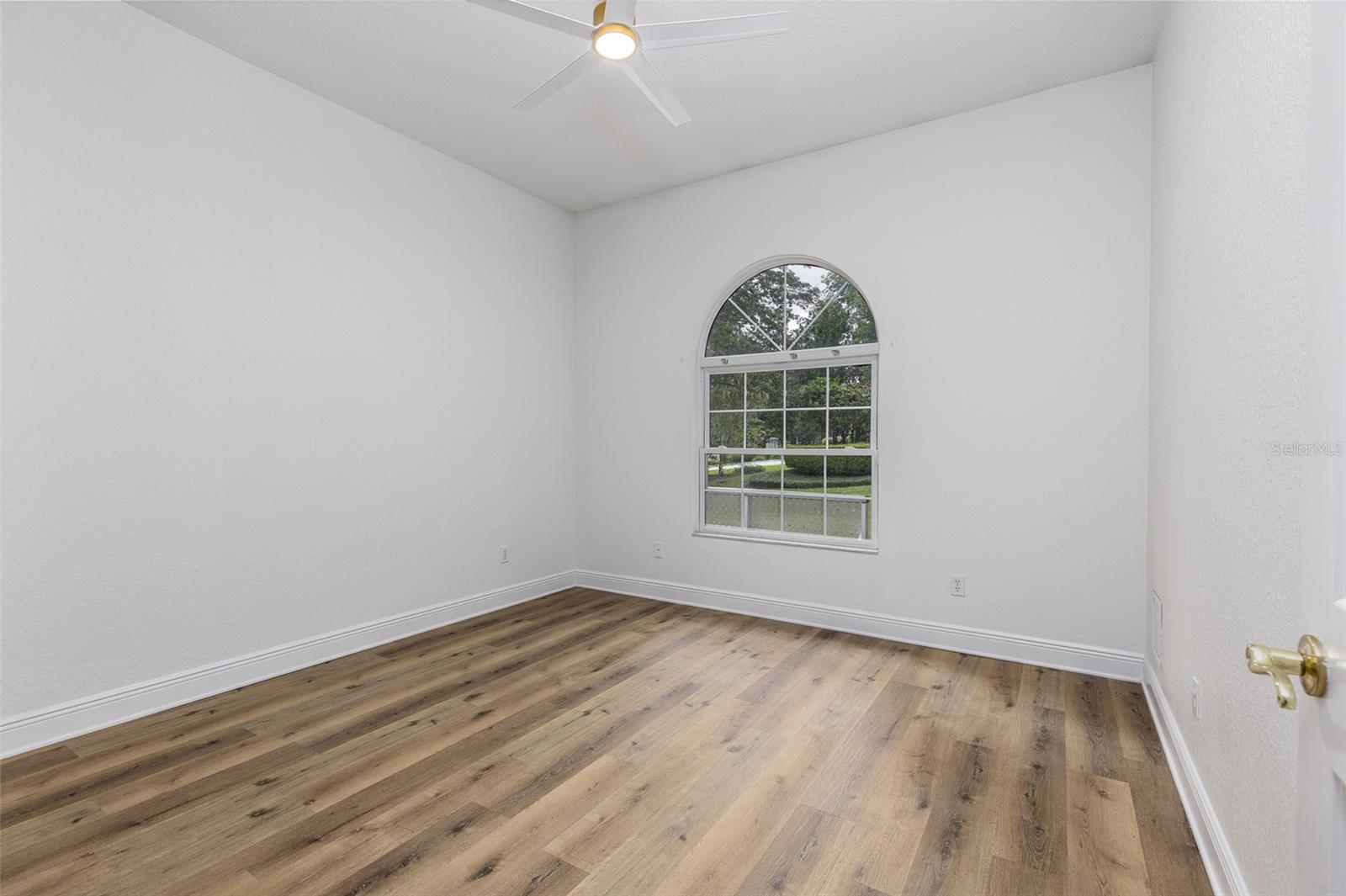 COUNTRY CLUB/OCALA UN 01 - Residential