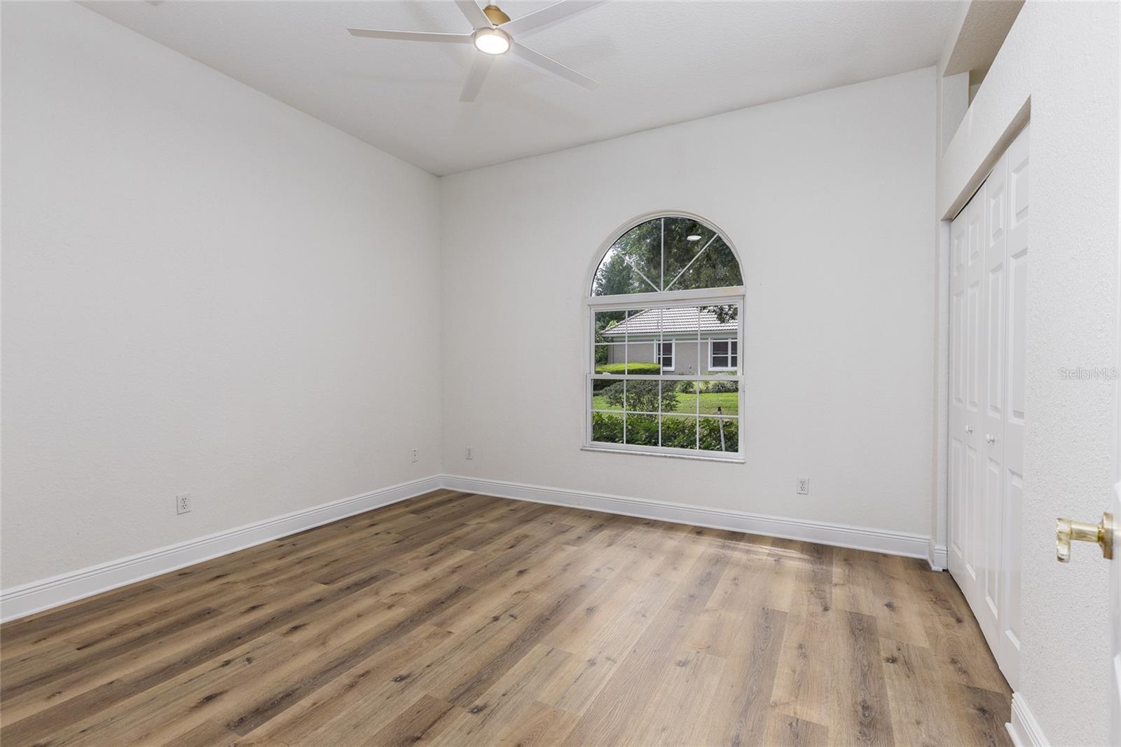 COUNTRY CLUB/OCALA UN 01 - Residential