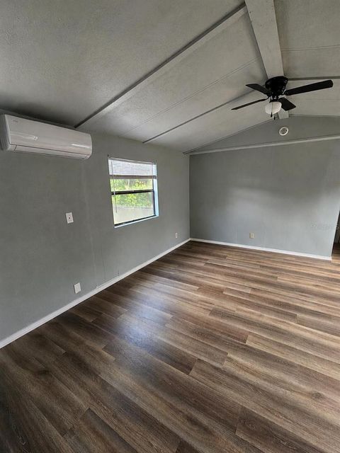 Tiny photo for 13585 SE 119th Street, Ocklawaha, FL 32179 (MLS # O6412346)