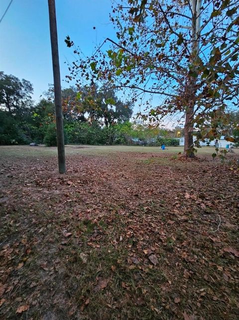 Tiny photo for 13585 SE 119th Street, Ocklawaha, FL 32179 (MLS # O6412346)