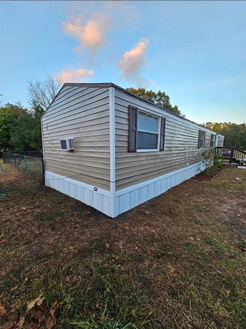 Tiny photo for 13585 SE 119th Street, Ocklawaha, FL 32179 (MLS # O6412346)