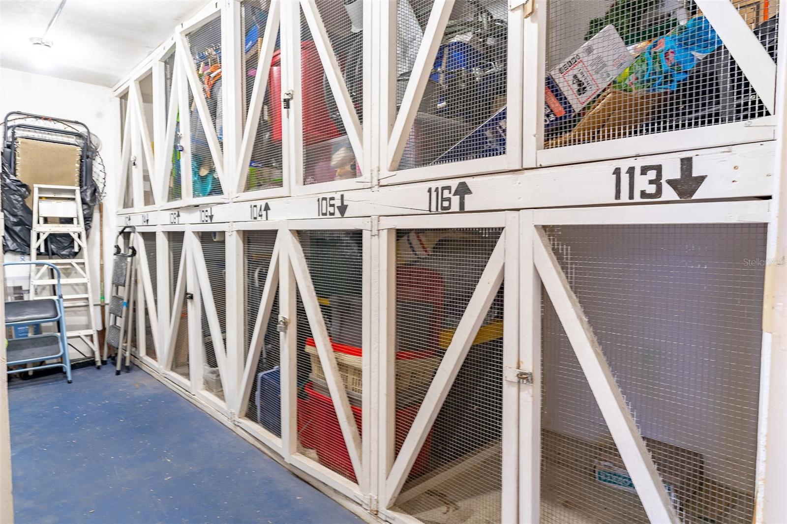 BOCA CIEGA POINT EAST - Residential