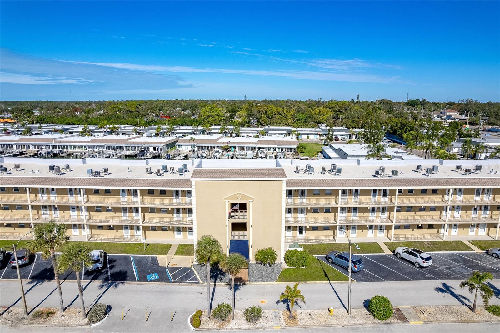 BOCA CIEGA POINT EAST - Residential