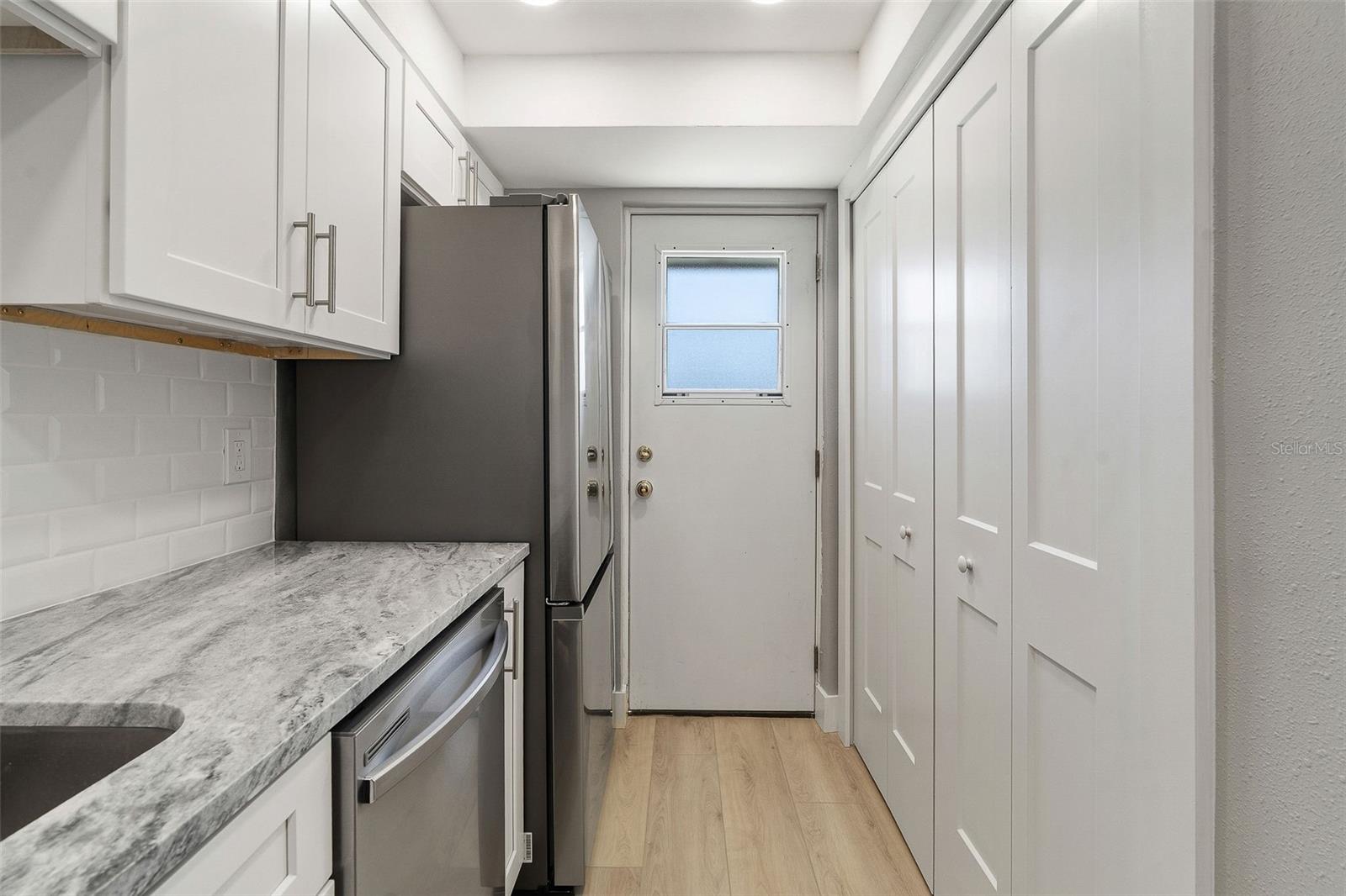 BOCA CIEGA POINT EAST - Residential