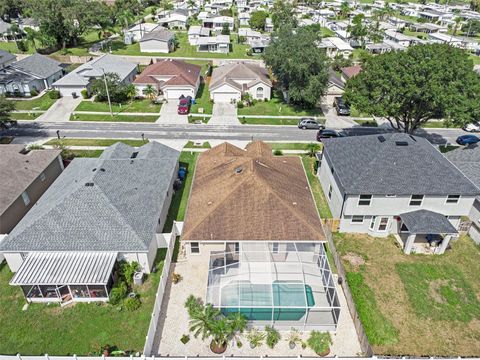 A home in VALRICO