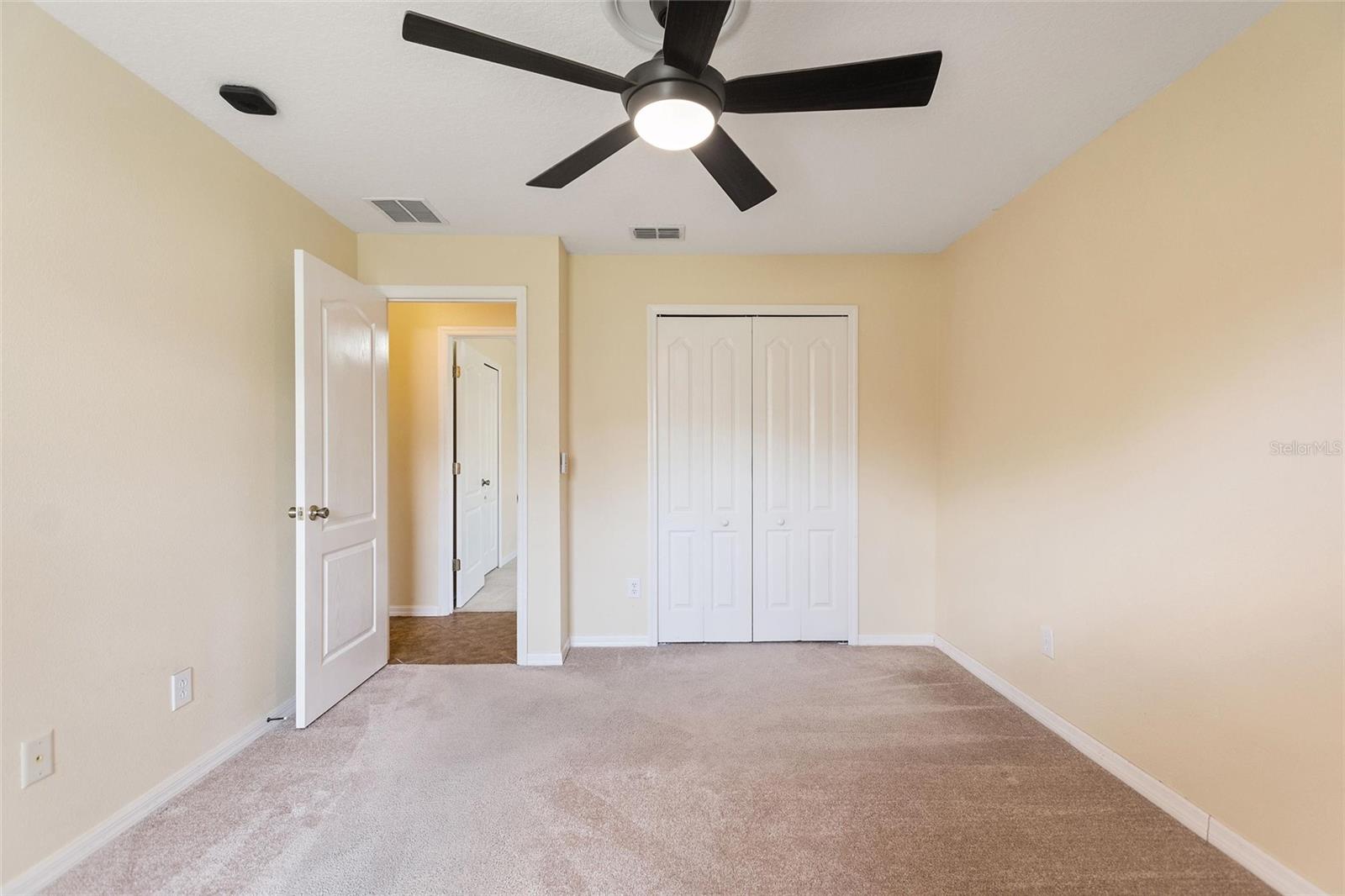 EAST LAKE COVE - Residential Lease