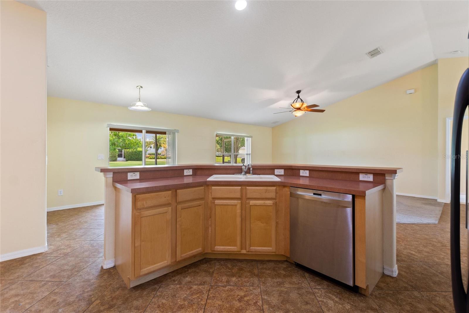 EAST LAKE COVE - Residential Lease