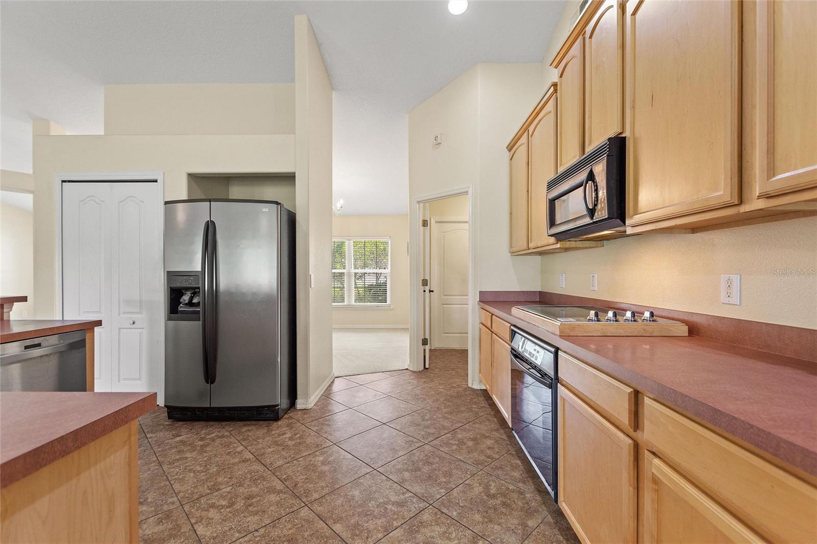 EAST LAKE COVE - Residential Lease