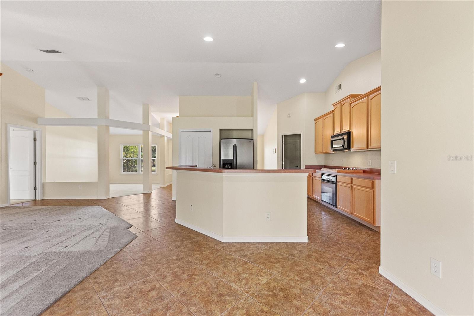 EAST LAKE COVE - Residential Lease