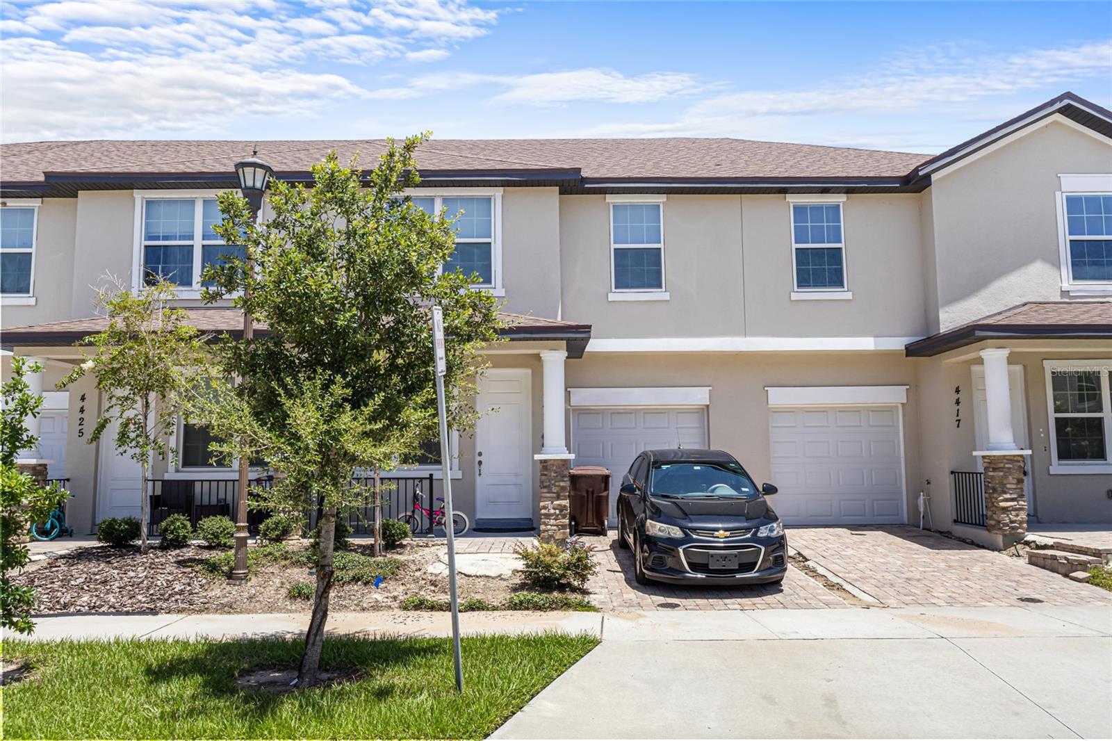 Pristine townhome in the Gated Community of Summer Flowers: Turnkey Investment:** Built in 2021, this unit promise low-maintenance living with an exterior managed by the HOA, so you can focus on maximizing rental income instead of worrying about ongoing repairs. Residents will enjoy easy access to a sparkling community pool, perfect for relaxation and leisure. The low HOA fees enhance your cash flow potential, ensuring this property remain a lucrative addition to your portfolio. Occupancy Status: UNIT CURRENTLY HAS LONG TERM TENANT IN PLACE. 4 unit portfolio also available to purchase, separate listing MLS #
Location Benefits: Nestled in a peaceful gated community that combines security with a neighborhood feel.
Proximity to local amenities, shopping, and entertainment make these units highly desirable for potential tenants, or as primary residence.
Explore this opportunity from the comfort of your home through our detailed virtual tour attached-- See everything without stepping out.
Don't let this opportunity slip away! Call today for more information, schedule a tour, or discuss how this investment can work for you.
For private inquiries and guided tours, reach out to our dedicated sales team. Secure this cash-flow investment now and watch your portfolio thrive!