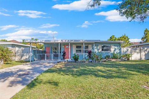 A home in SEMINOLE