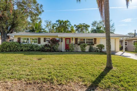 A home in LARGO