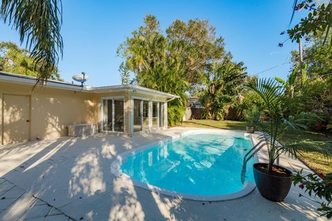 A home in LARGO