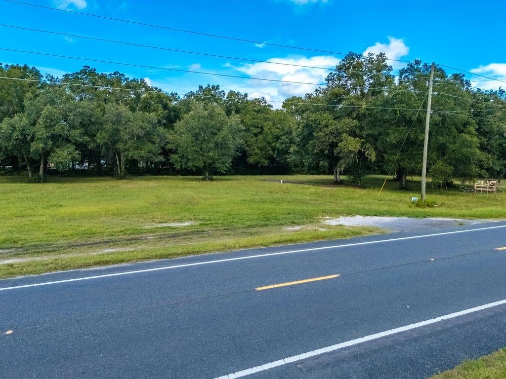Photo of Tbd SE Hwy 41, Morriston, FL 32668 (MLS # OM730072)