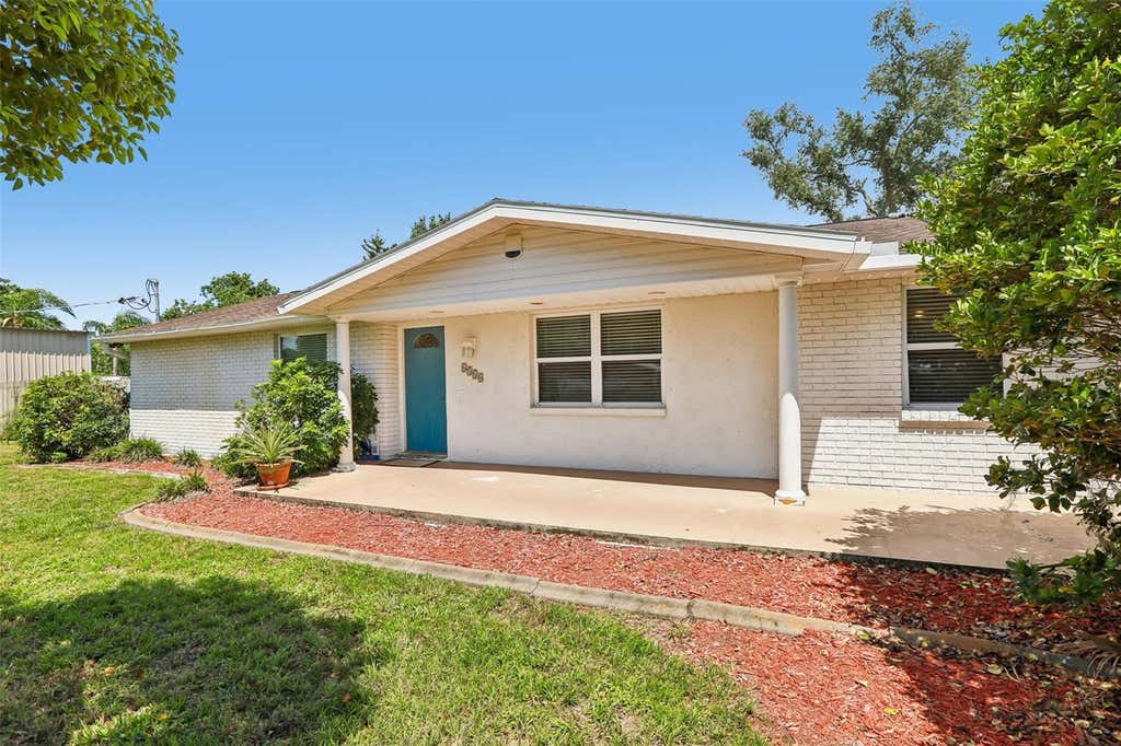 Photo of 6510 Sunridge Drive, Riverview, FL 33578 (MLS # TB8535657)