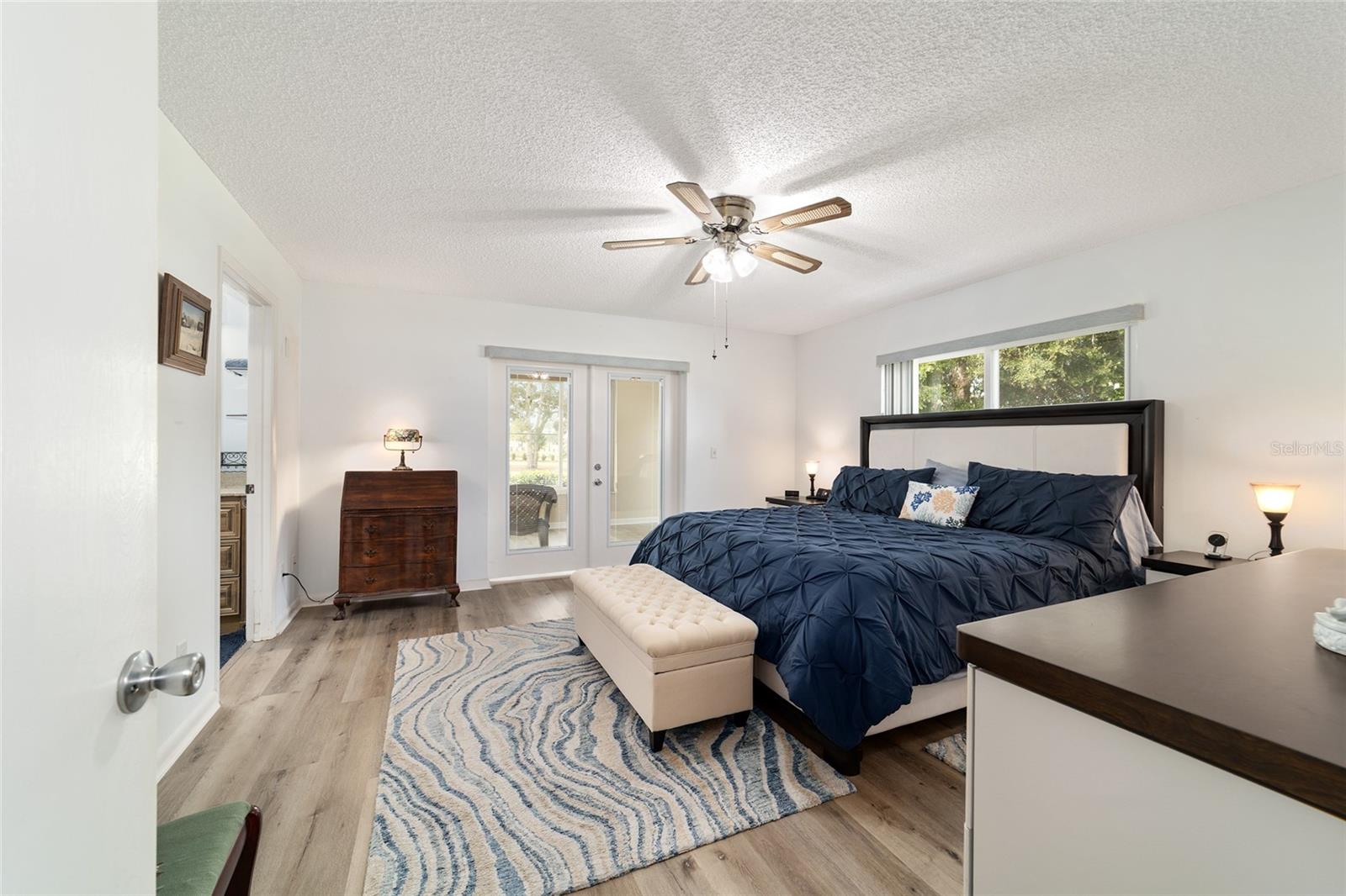 ON TOP OF THE WORLD - Residential