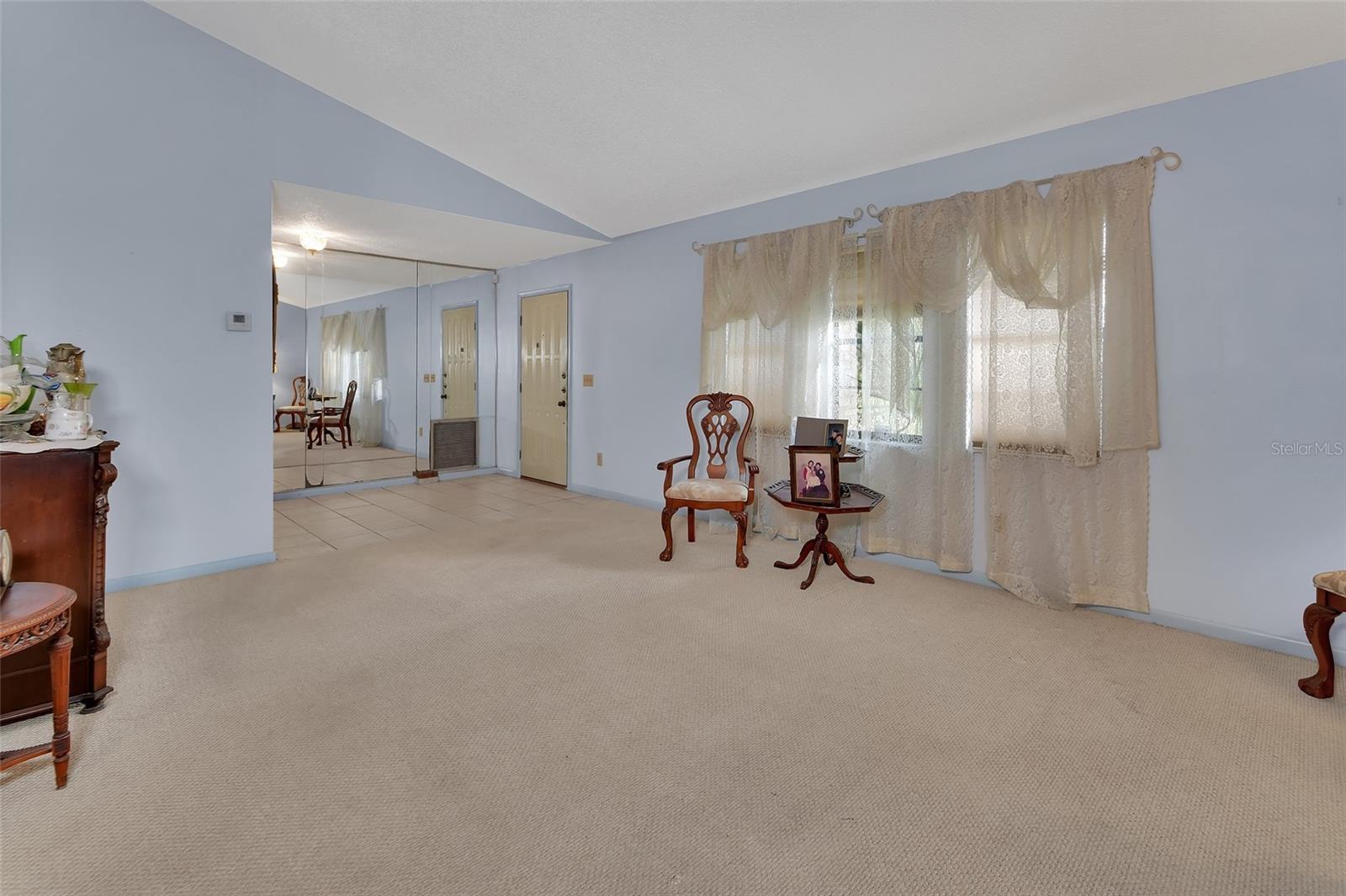 DE HONA LAKES UN 16 - Residential