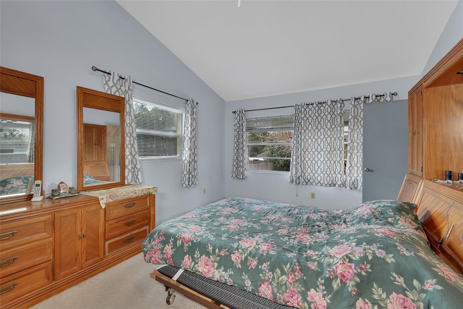 DE HONA LAKES UN 16 - Residential