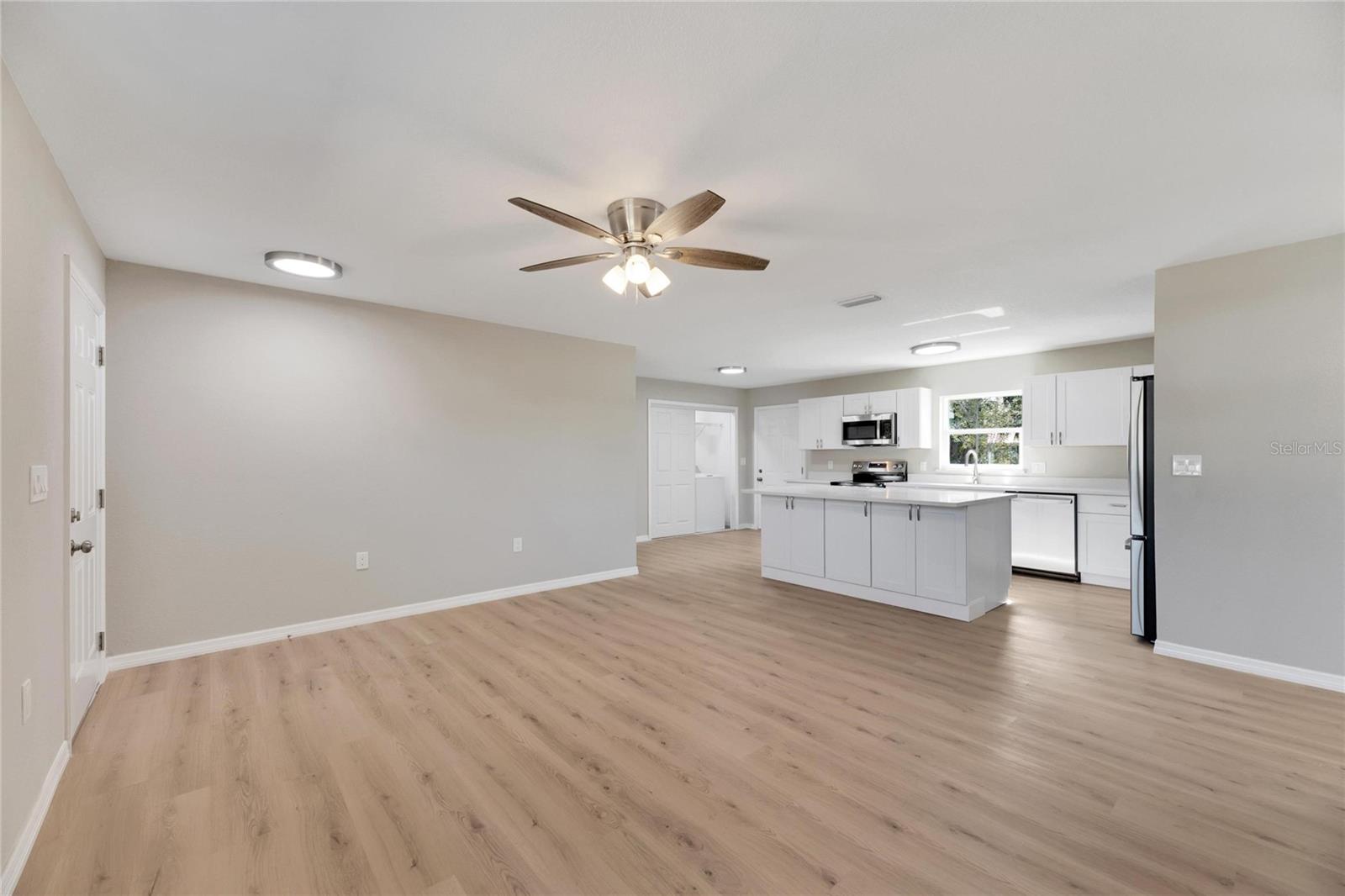 APOLLO BEACH UNIT TWO - Residential