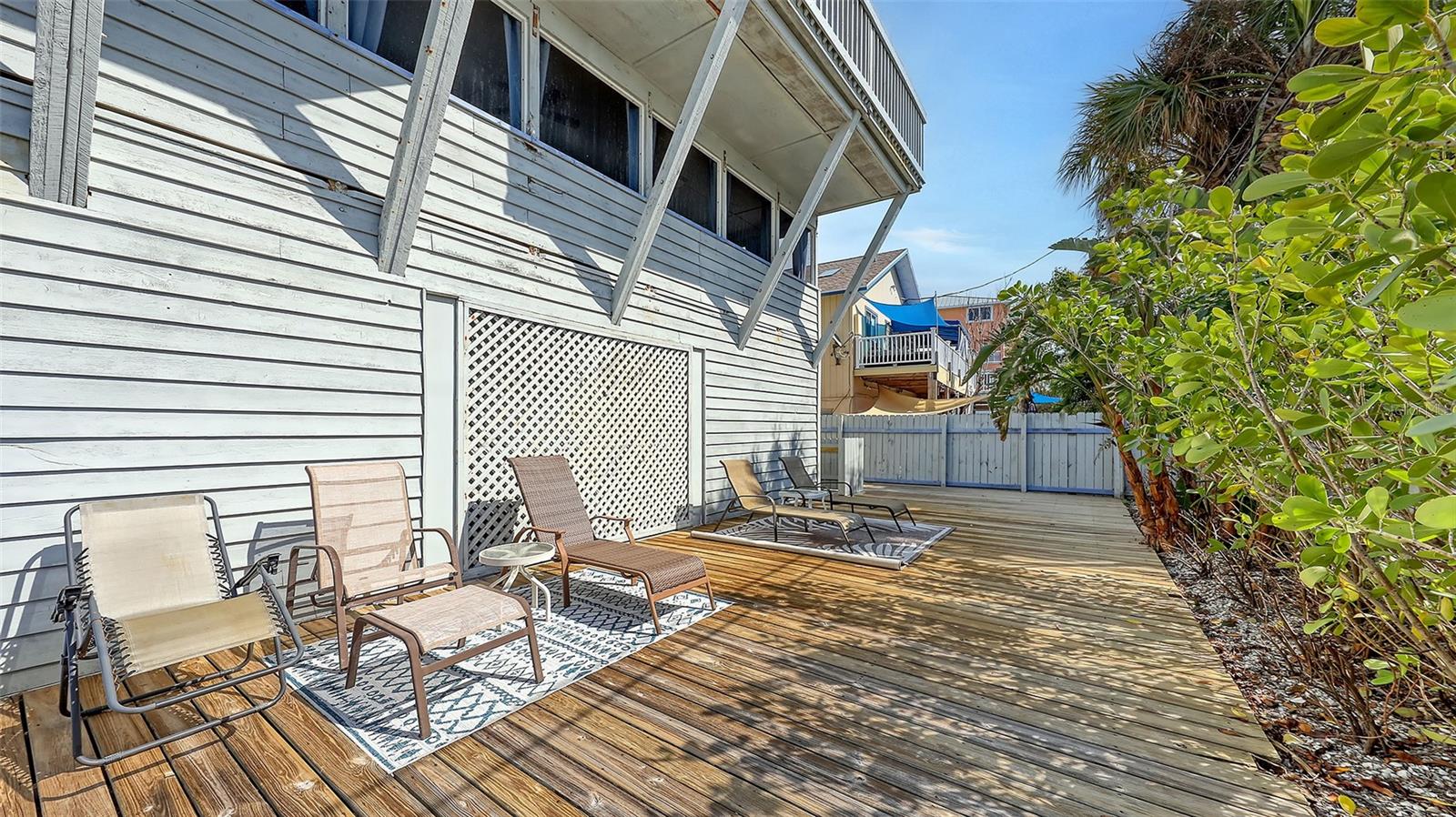 MIRA MAR BEACH - Residential