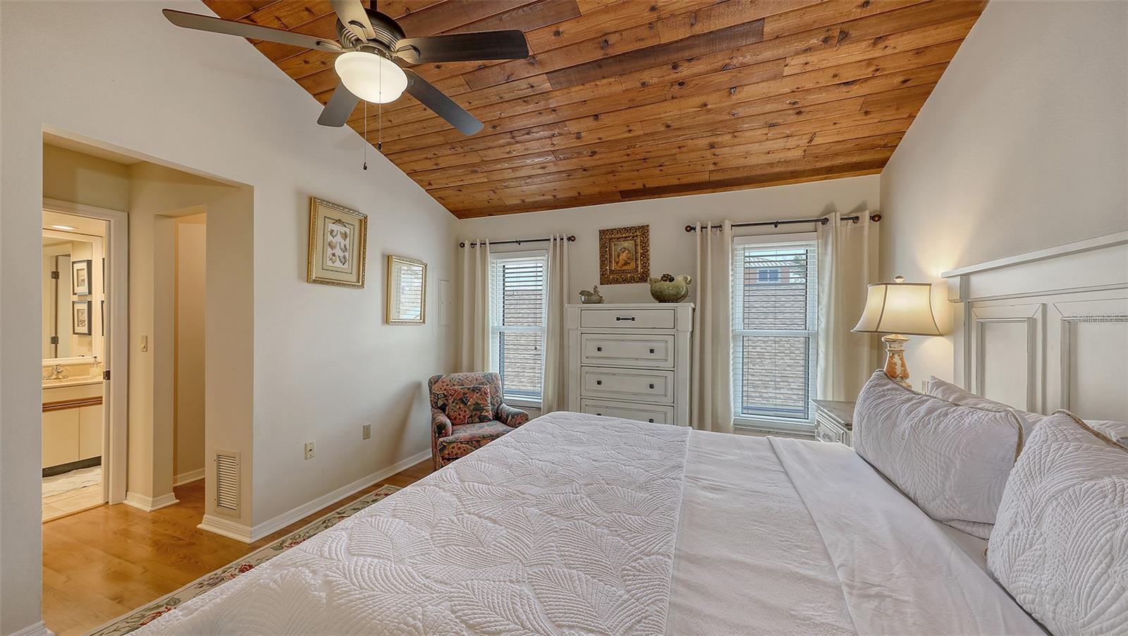 MIRA MAR BEACH - Residential