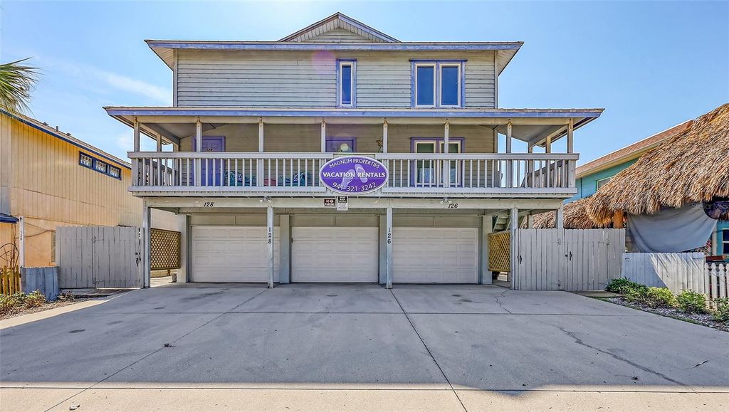 Photo of 126 Avenida Veneccia, Sarasota, FL 34242 (MLS # A4673661)