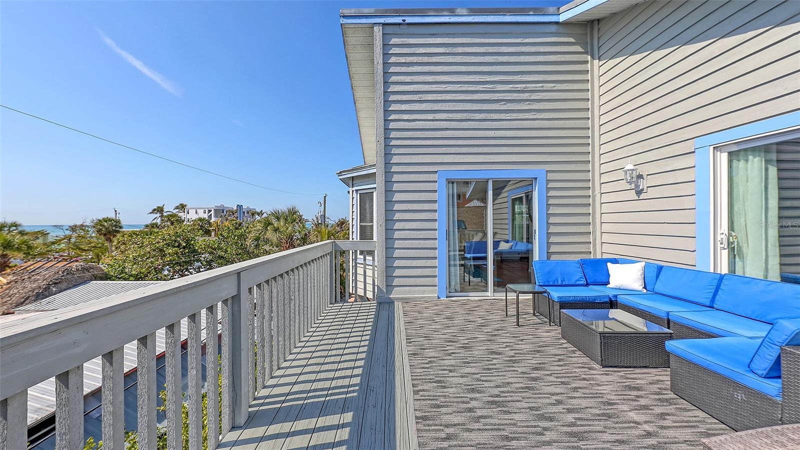 MIRA MAR BEACH - Residential